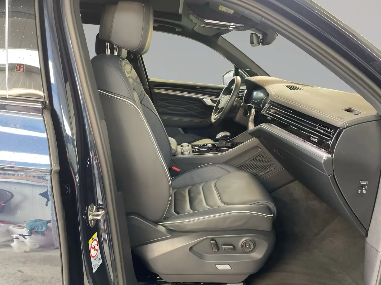 Volkswagen Touareg 3,0 V6 TDI R-Line 4M – fotka 9