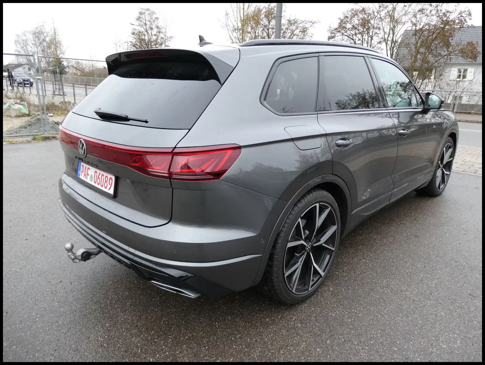 Volkswagen TOUAREG 3.0 TDI R-LINE 4MOTION – fotka 5