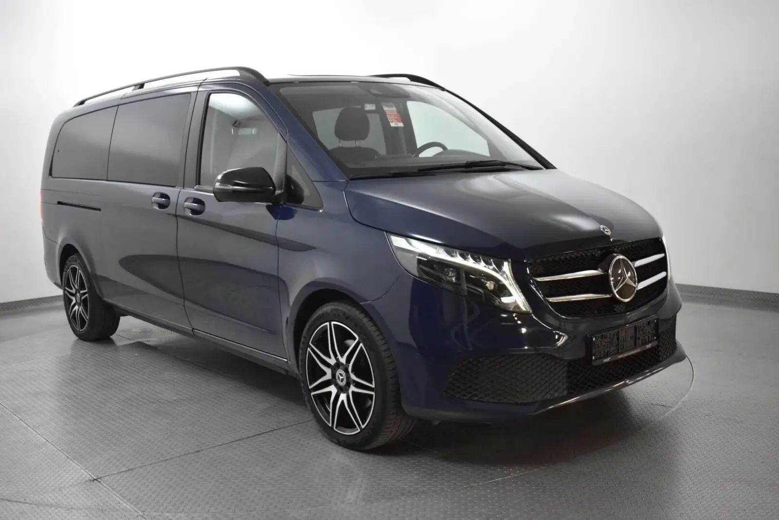 Mercedes-Benz V300d 4Mat Edit Extralong – fotka 2
