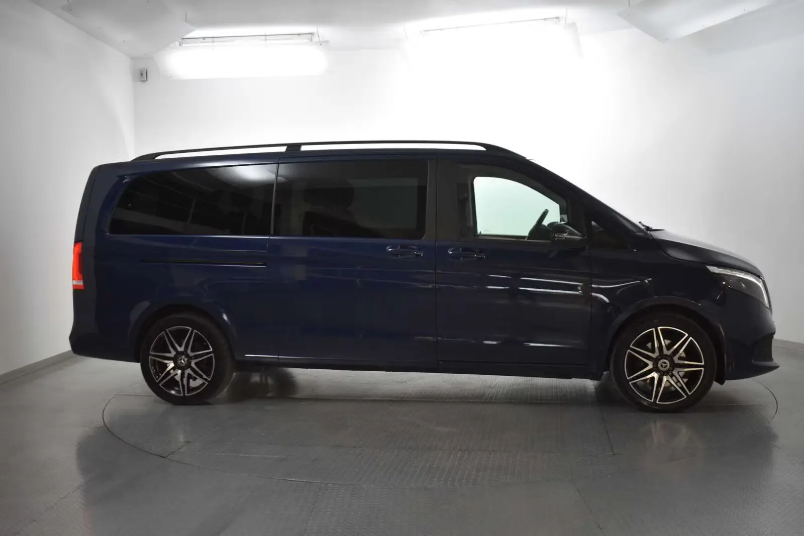 Mercedes-Benz V300d 4Mat Edit Extralong – fotka 4