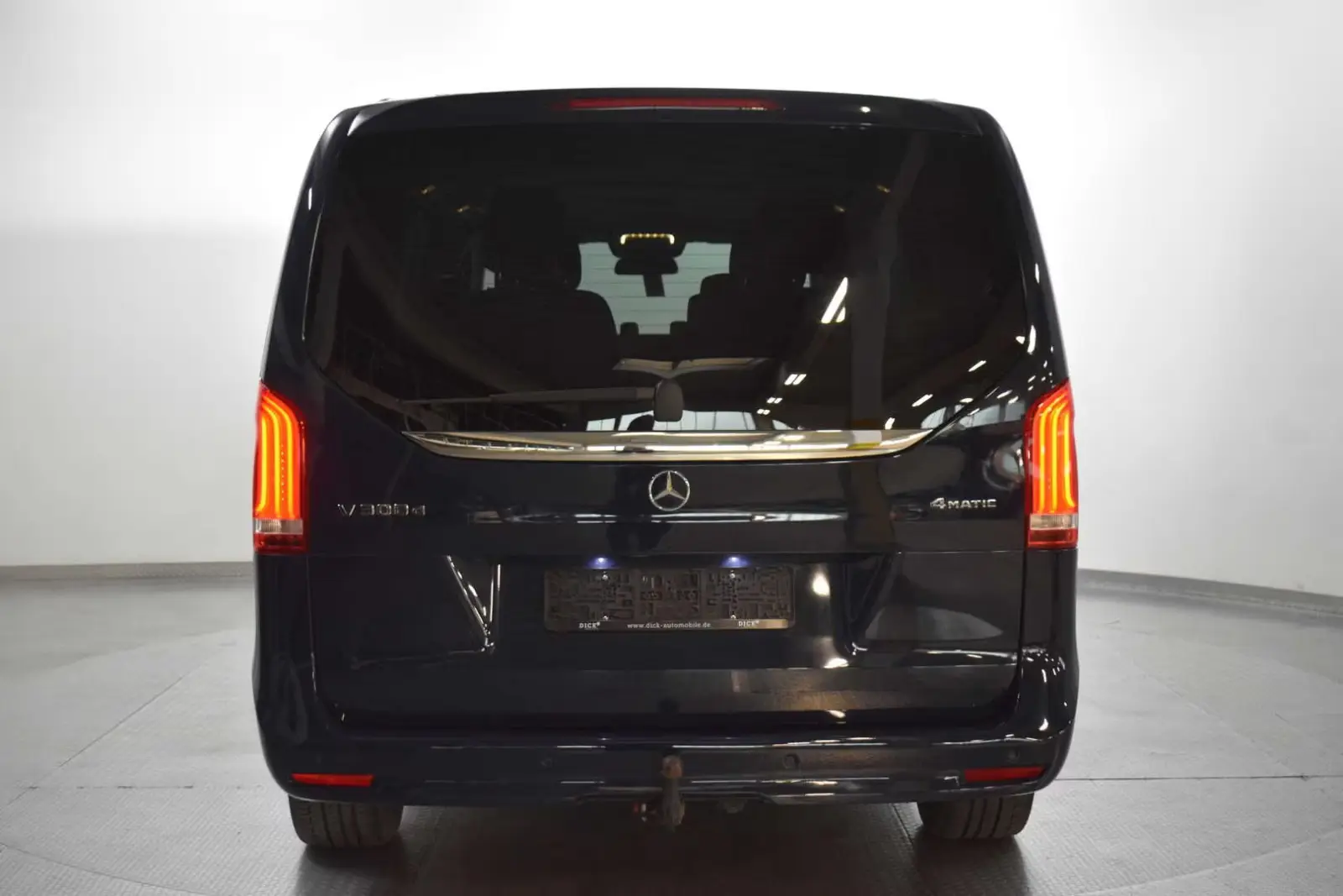 Mercedes-Benz V300d 4Mat Edit Extralong – fotka 6