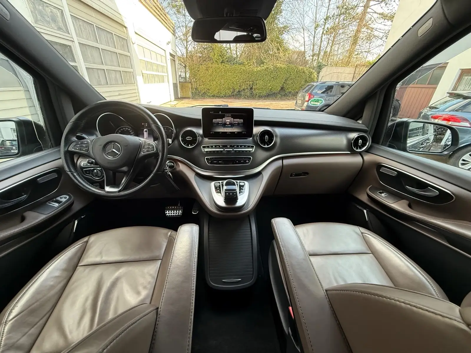 Mercedes-Benz V 300d AVANTGARDE EDITION 4M extralong – fotka 10