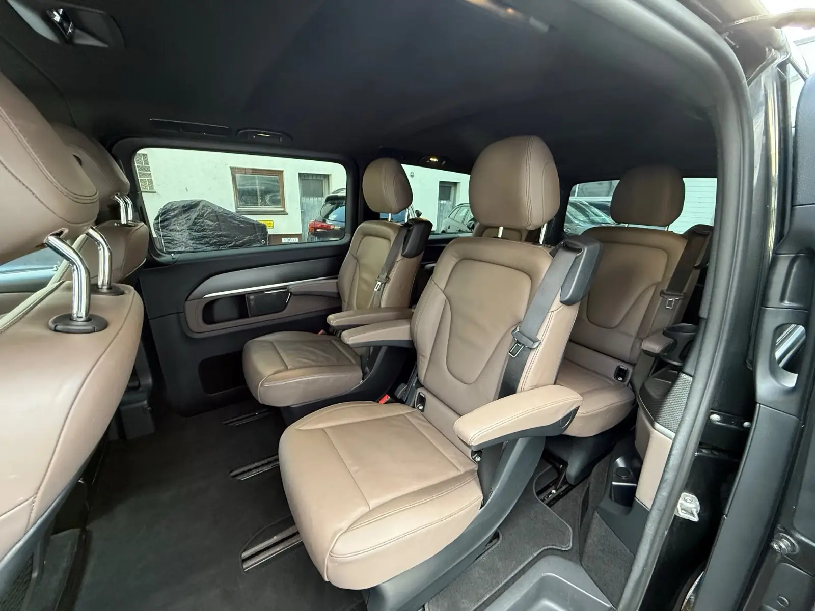 Mercedes-Benz V 300d AVANTGARDE EDITION 4M extralong – fotka 13