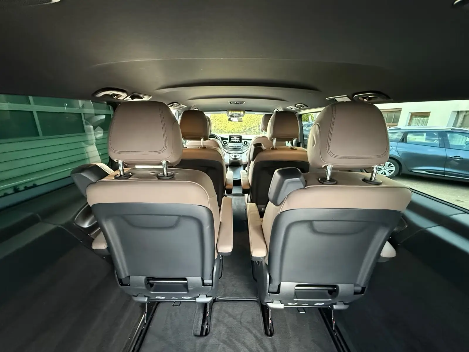 Mercedes-Benz V 300d AVANTGARDE EDITION 4M extralong – fotka 20