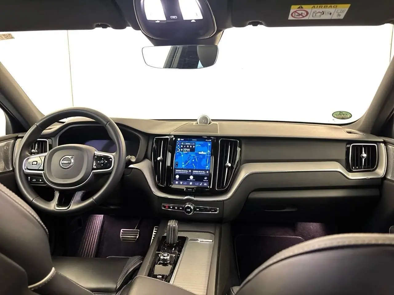 Volvo XC 60 T6 Twin Engine AWD R Design Plug-In – fotka 5