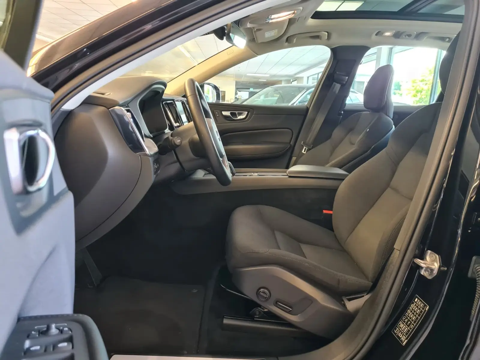 Volvo XC60 Inscription Recharge T6 AWD – fotka 12
