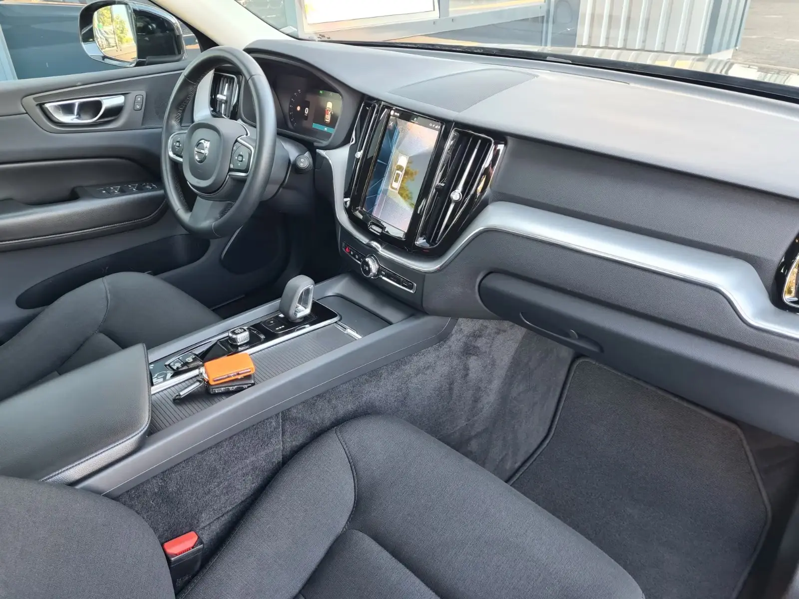 Volvo XC60 Inscription Recharge T6 AWD – fotka 13