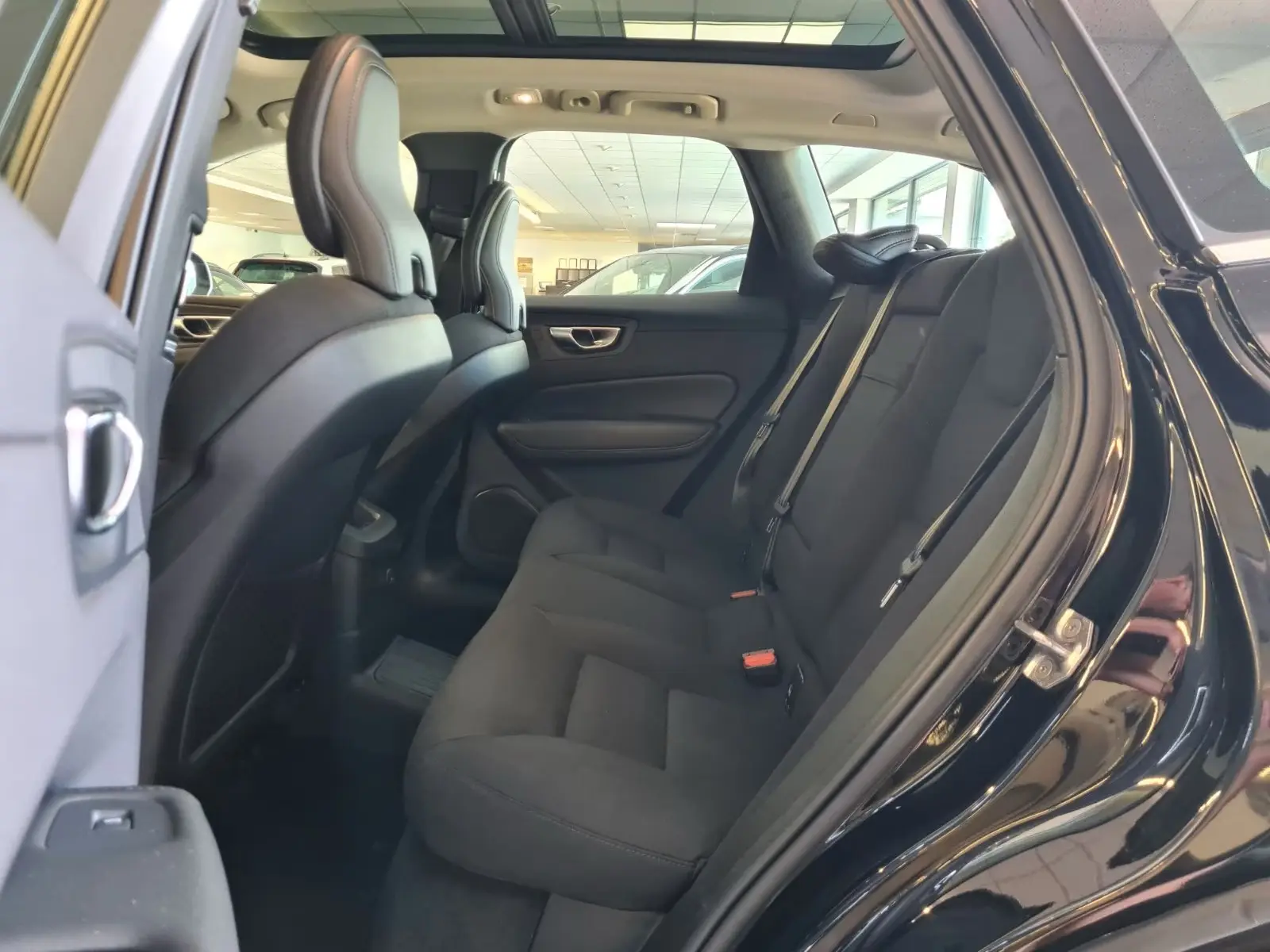 Volvo XC60 Inscription Recharge T6 AWD – fotka 17