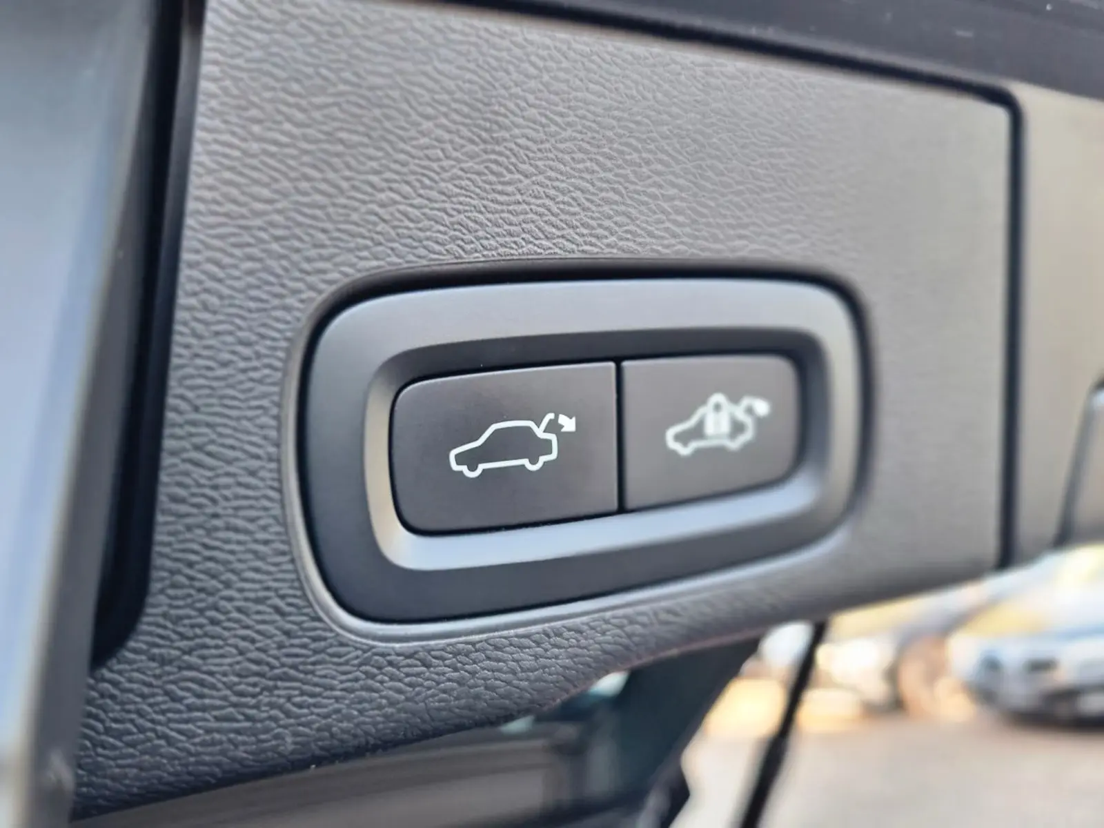 Volvo XC60 Inscription Recharge T6 AWD – fotka 20
