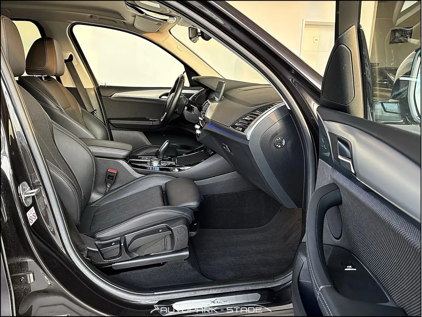 BMW X3 20d xDrive xLine – fotka 8