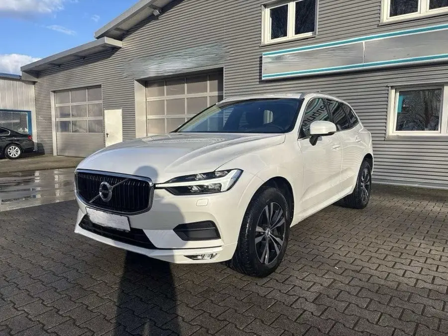 Volvo XC60 B4 D Geartronic Momentum Pro