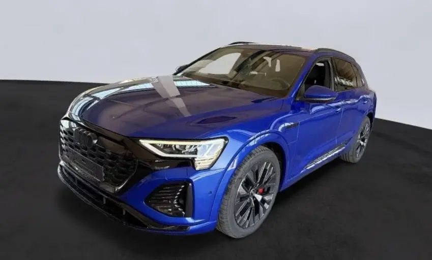 Audi Q8 E-TRON 50 2x S LINE – fotka 3