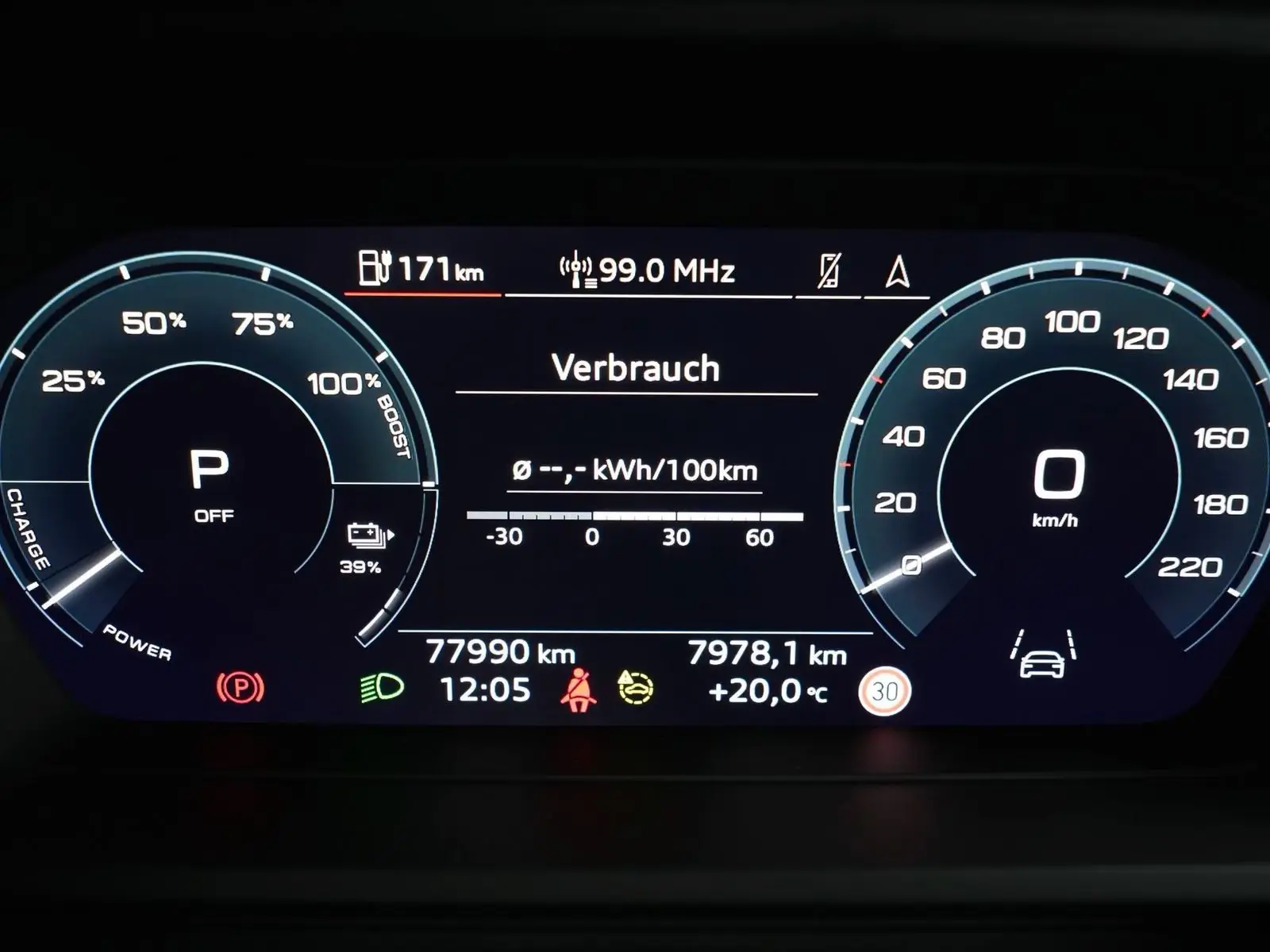 Audi Q4 e-tron 82 kWh quattro – fotka 7