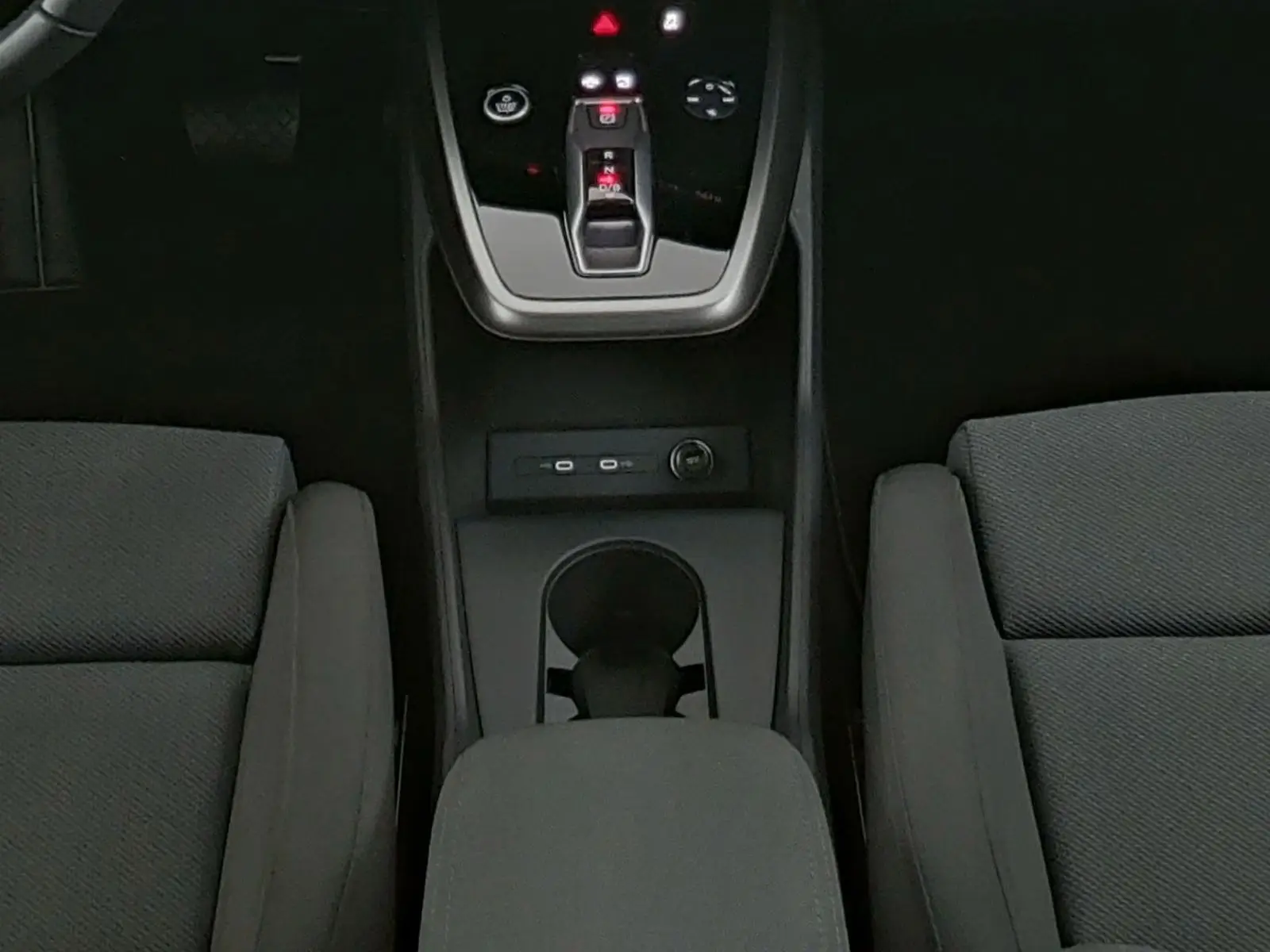 Audi Q4 e-tron 82 kWh quattro – fotka 12
