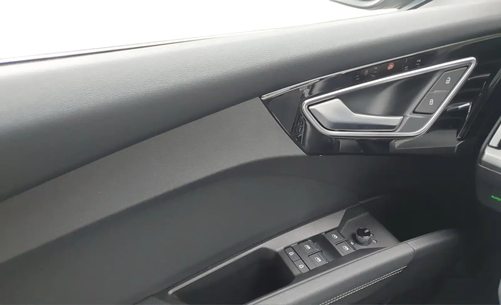 Audi Q4 e-tron 50 quattro 220 kW – fotka 13