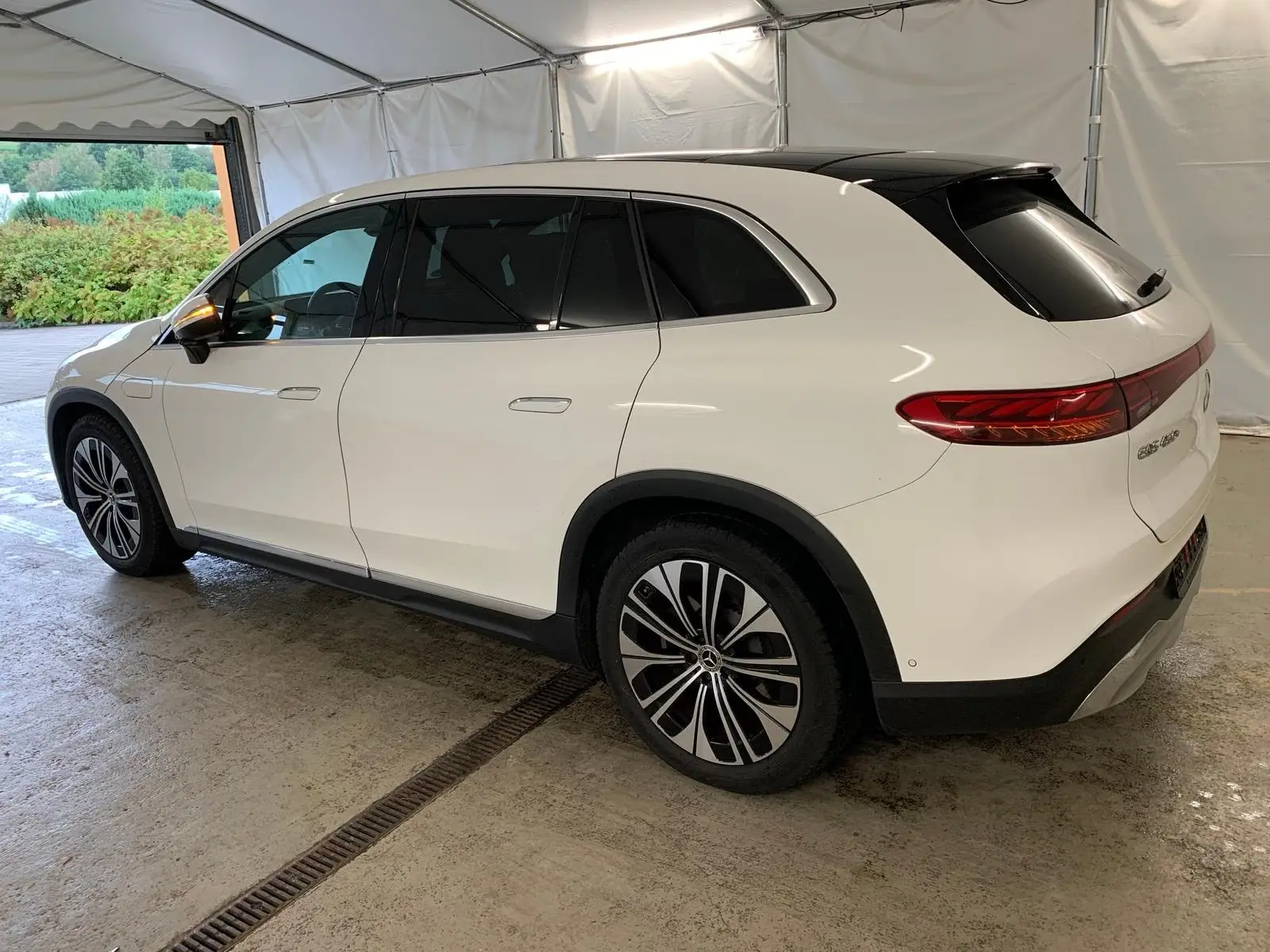 Mercedes-Benz EQS SUV 450 – fotka 4