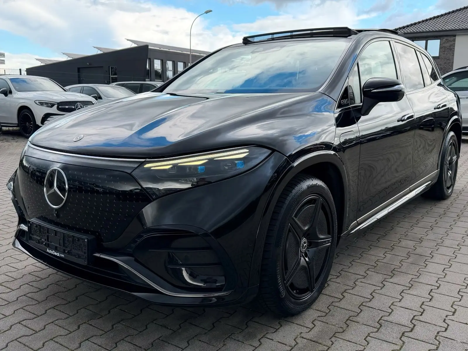 Mercedes-Benz EQS SUV 450 AMG 4Matic – fotka 3