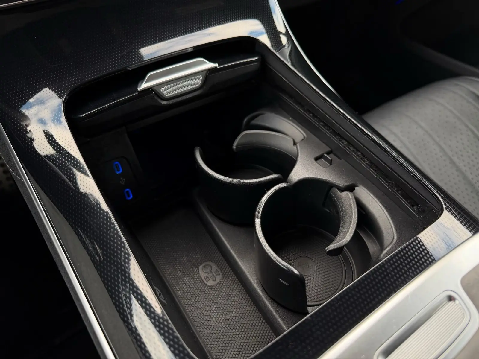 Mercedes-Benz EQS SUV 450 AMG 4Matic – fotka 21