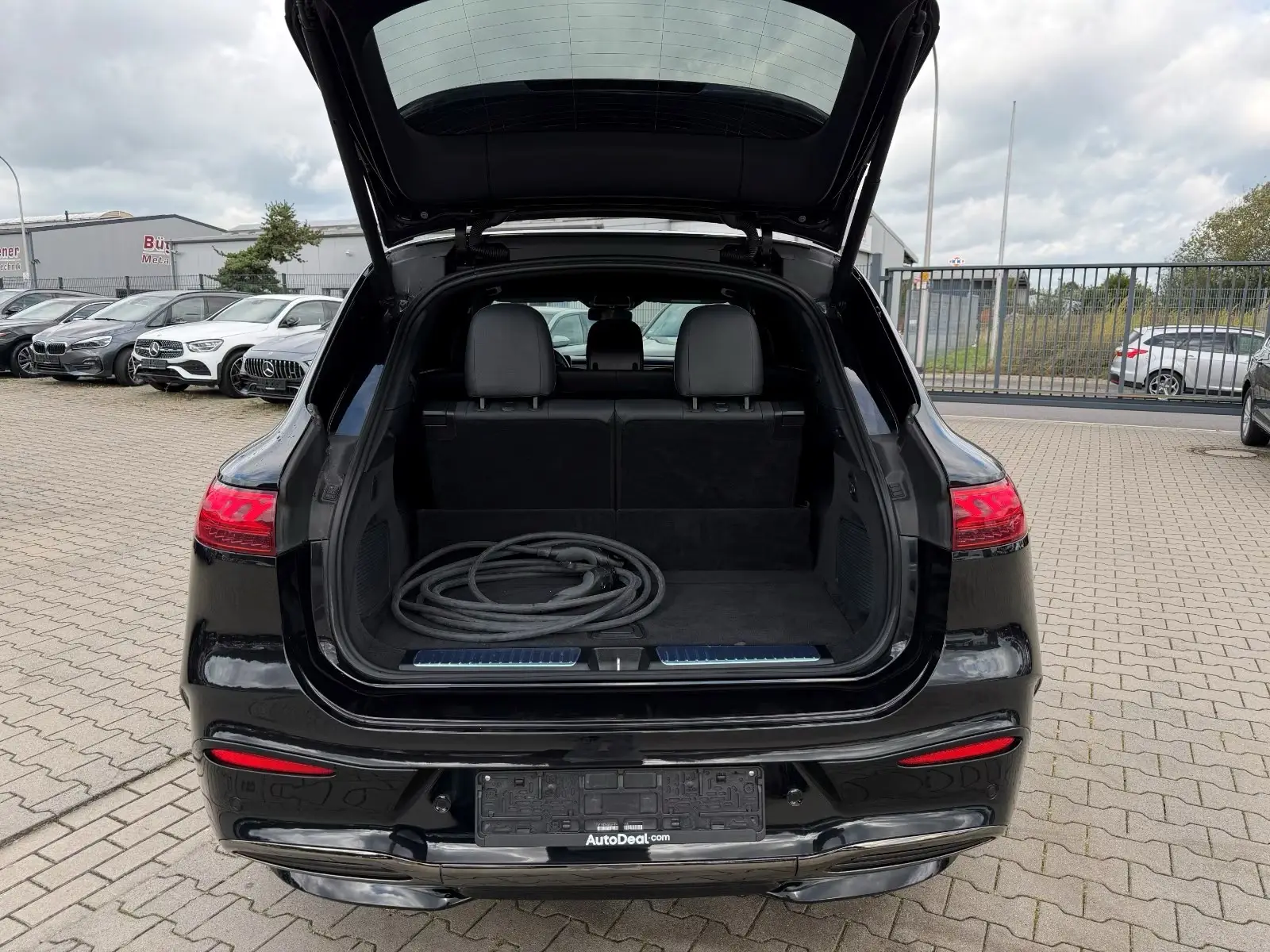 Mercedes-Benz EQS SUV 450 AMG 4Matic – fotka 31