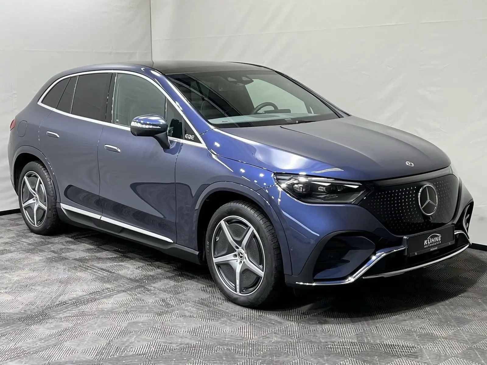 Mercedes-Benz EQE 350 AMG Premium – fotka 8