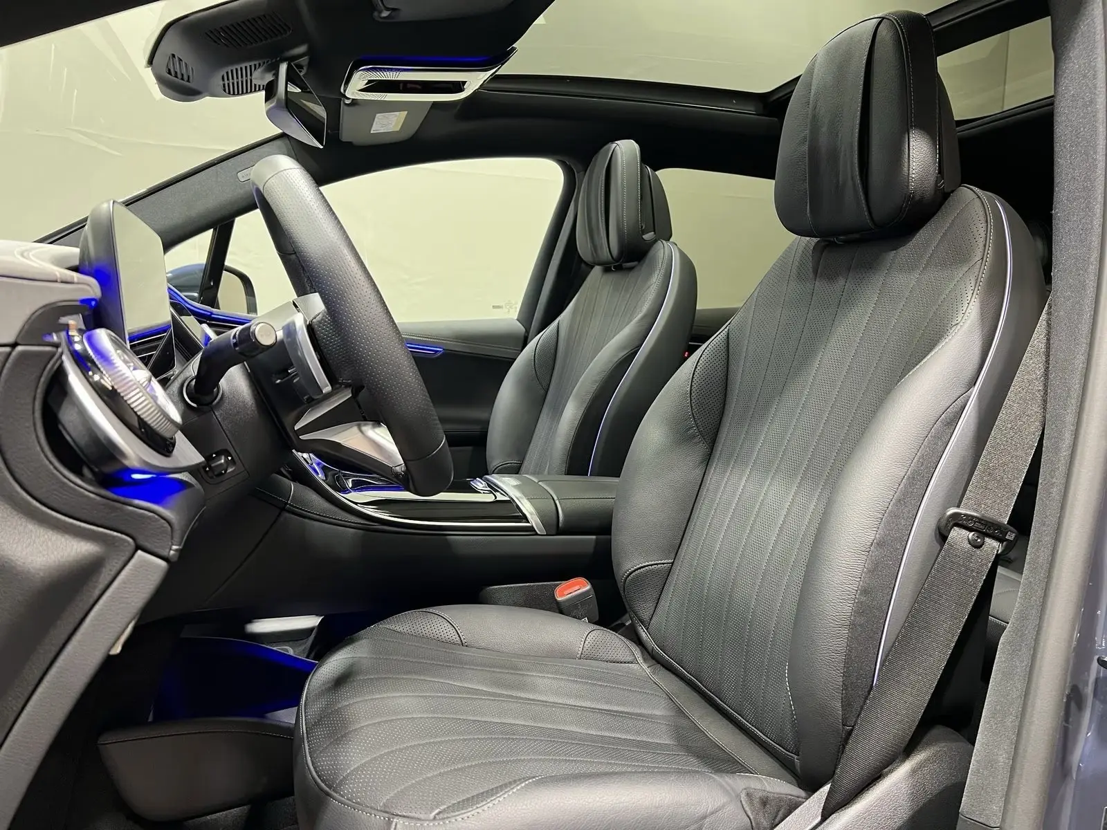 Mercedes-Benz EQE 350 AMG Premium – fotka 9
