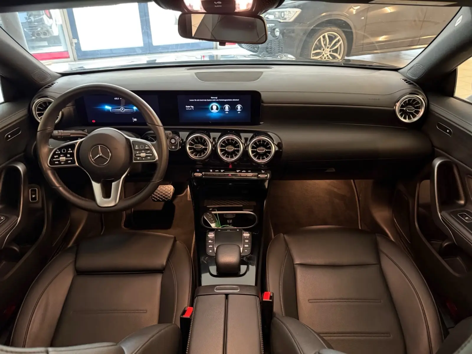 Mercedes-Benz CLA 200 – fotka 11