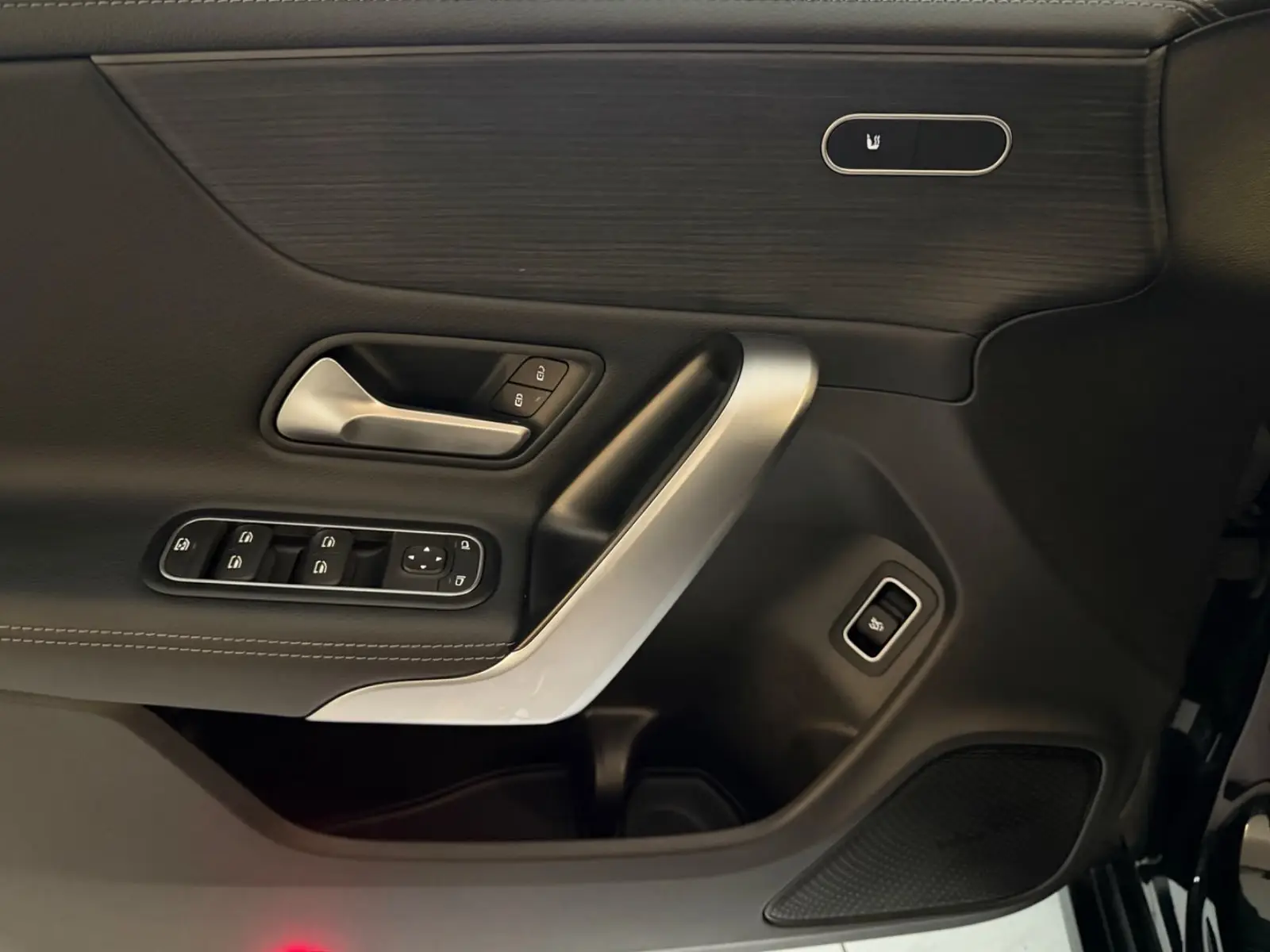 Mercedes-Benz CLA 200 – fotka 16