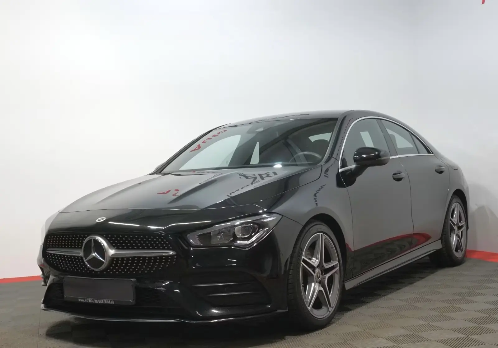 Mercedes-Benz CLA 250 AMG-Line – fotka 2