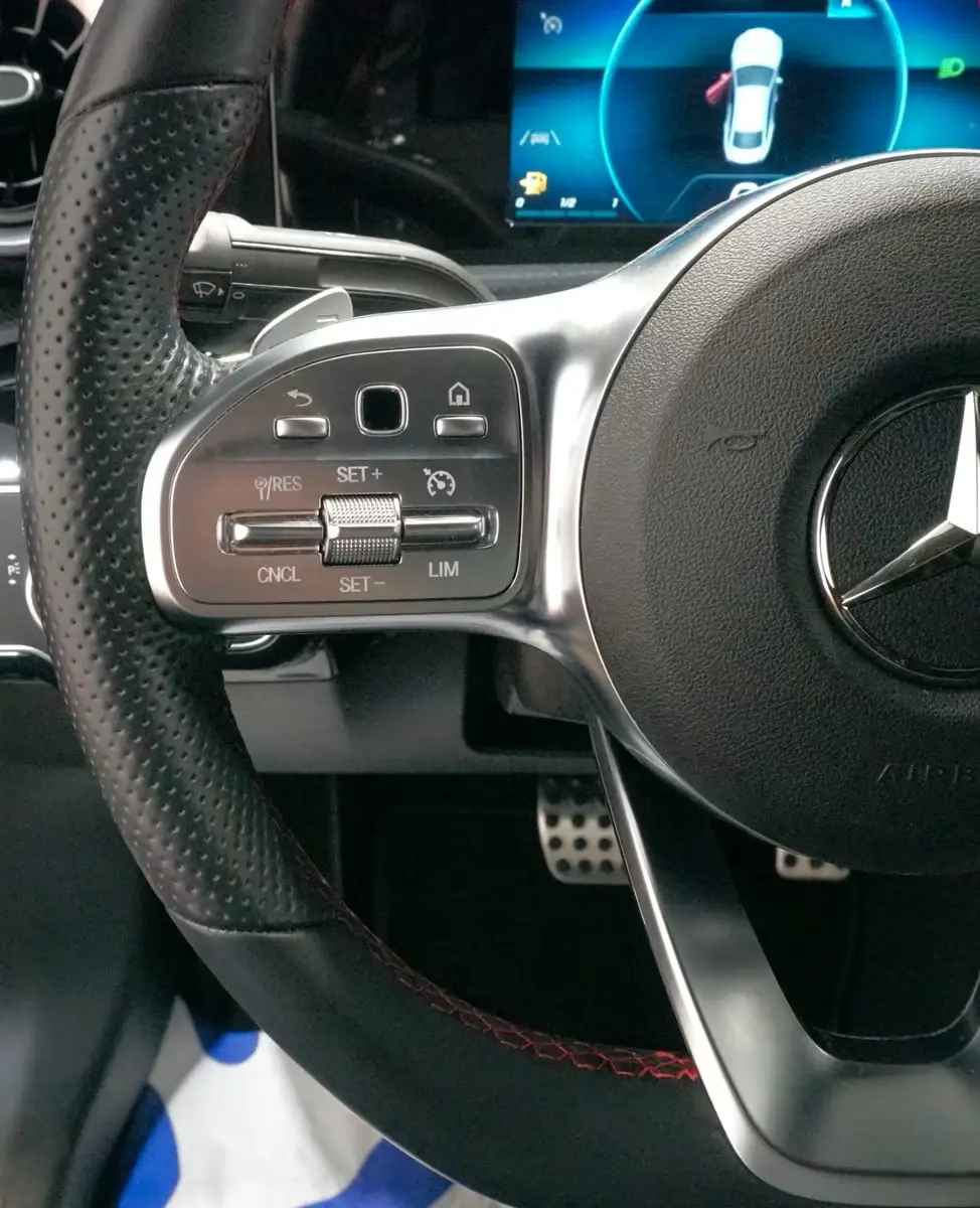 Mercedes-Benz CLA 250 AMG-Line – fotka 11