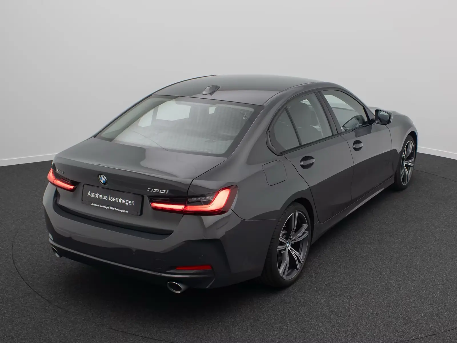 BMW 330i xD – fotka 5