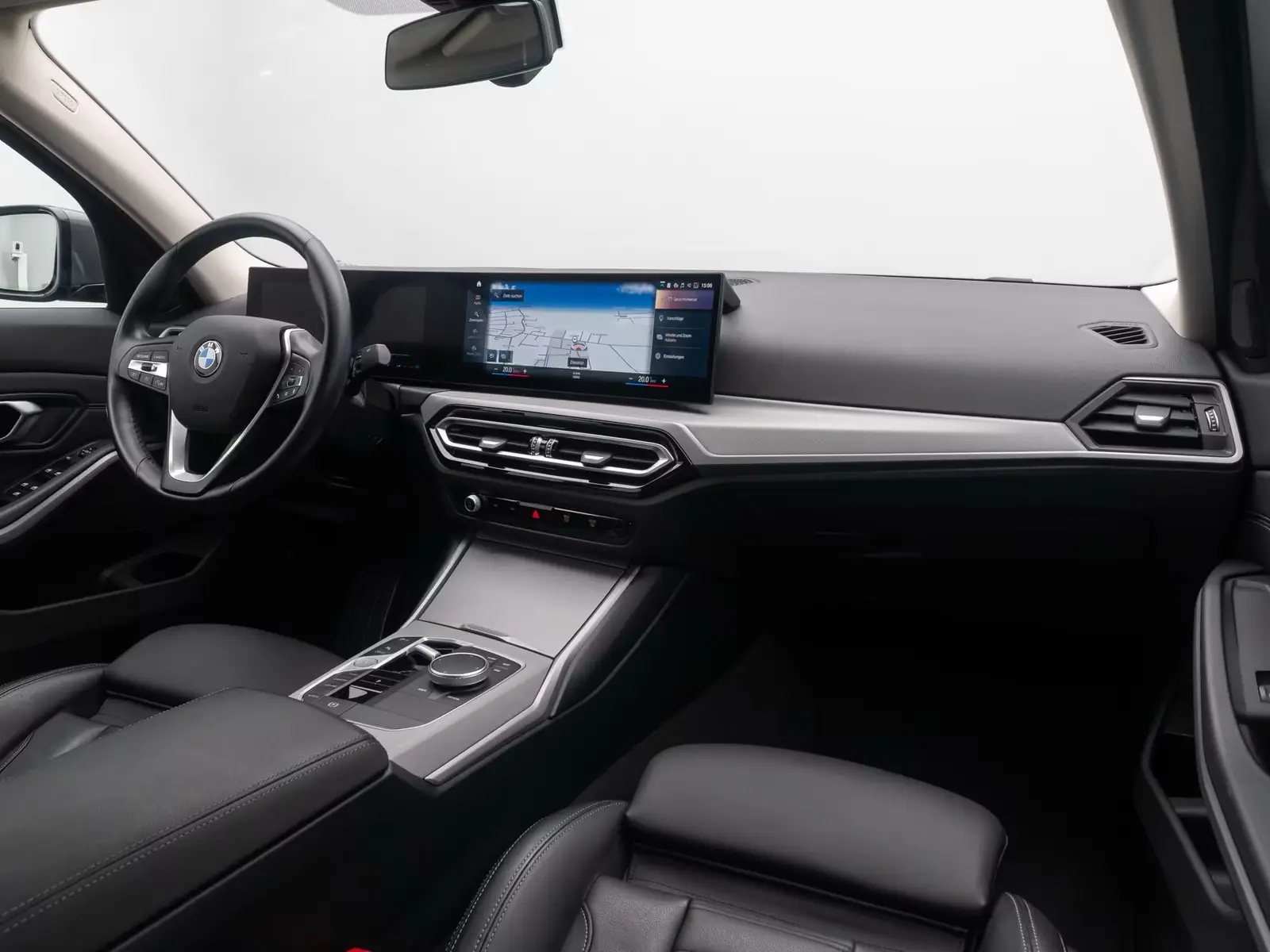 BMW 330i xD – fotka 14