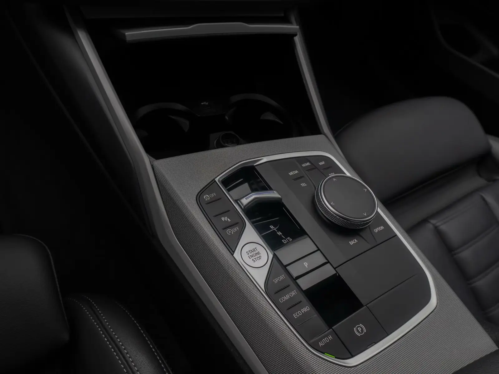 BMW 330i xD – fotka 15