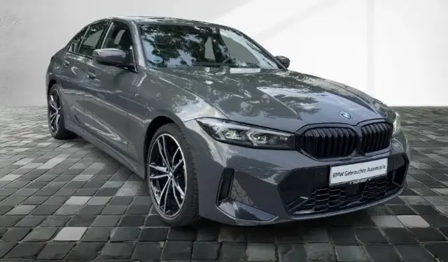 BMW 330 i xDrive M-Sport – fotka 1