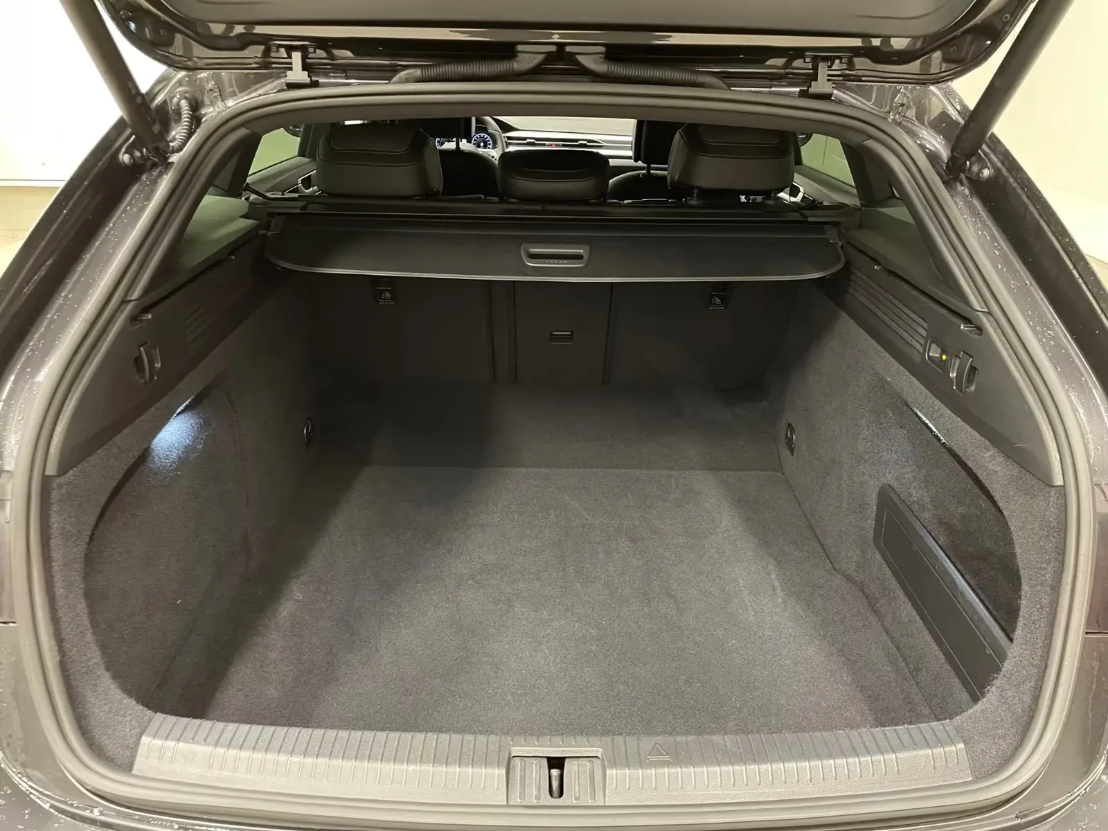 Volkswagen Arteon Shootingbrake Elegance 4M 2.0 TSI DSG – fotka 19