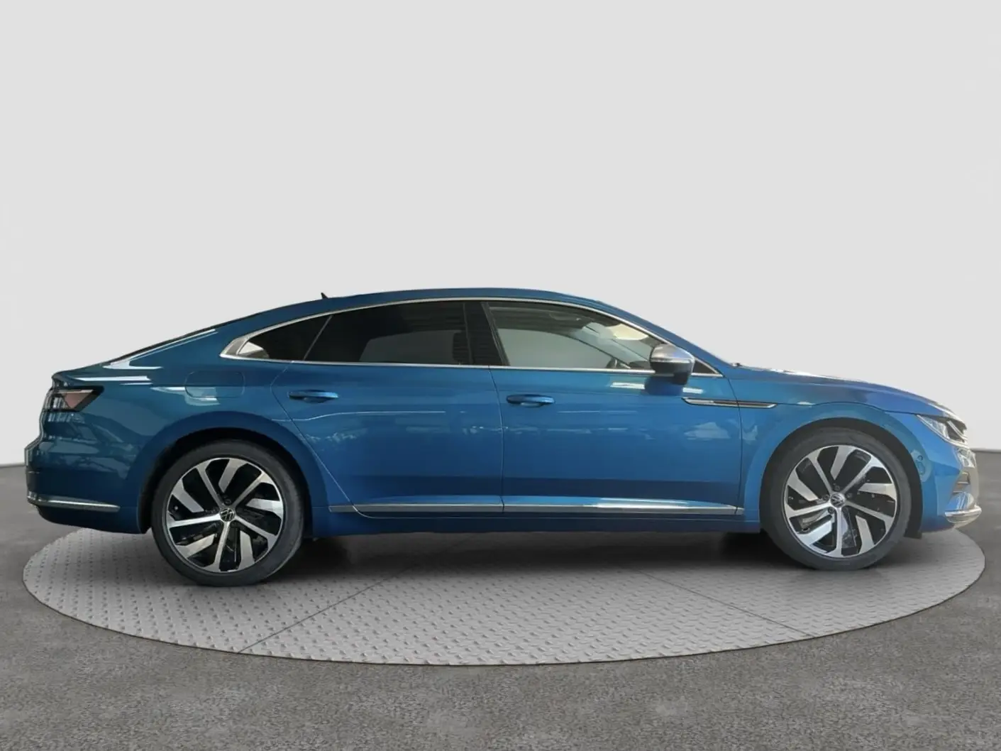 Volkswagen Arteon Elegance 2.0 TSI 7-DSG 4-Motion – fotka 3