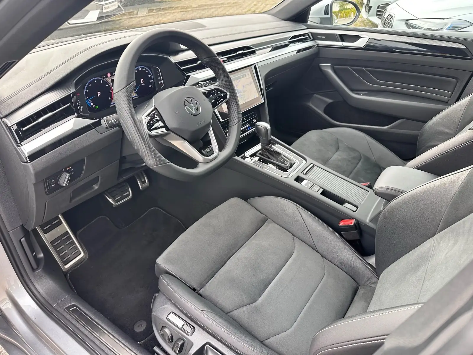 Volkswagen Arteon R-Line – fotka 7