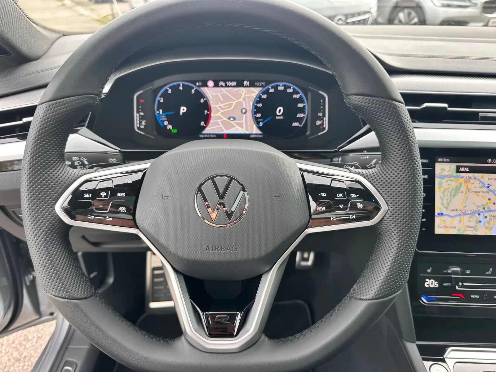 Volkswagen Arteon R-Line – fotka 15