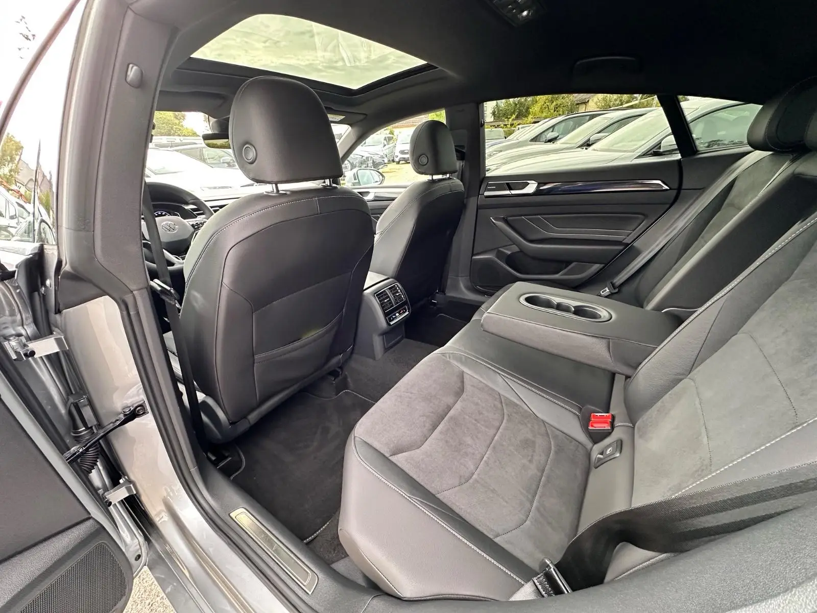 Volkswagen Arteon R-Line – fotka 19