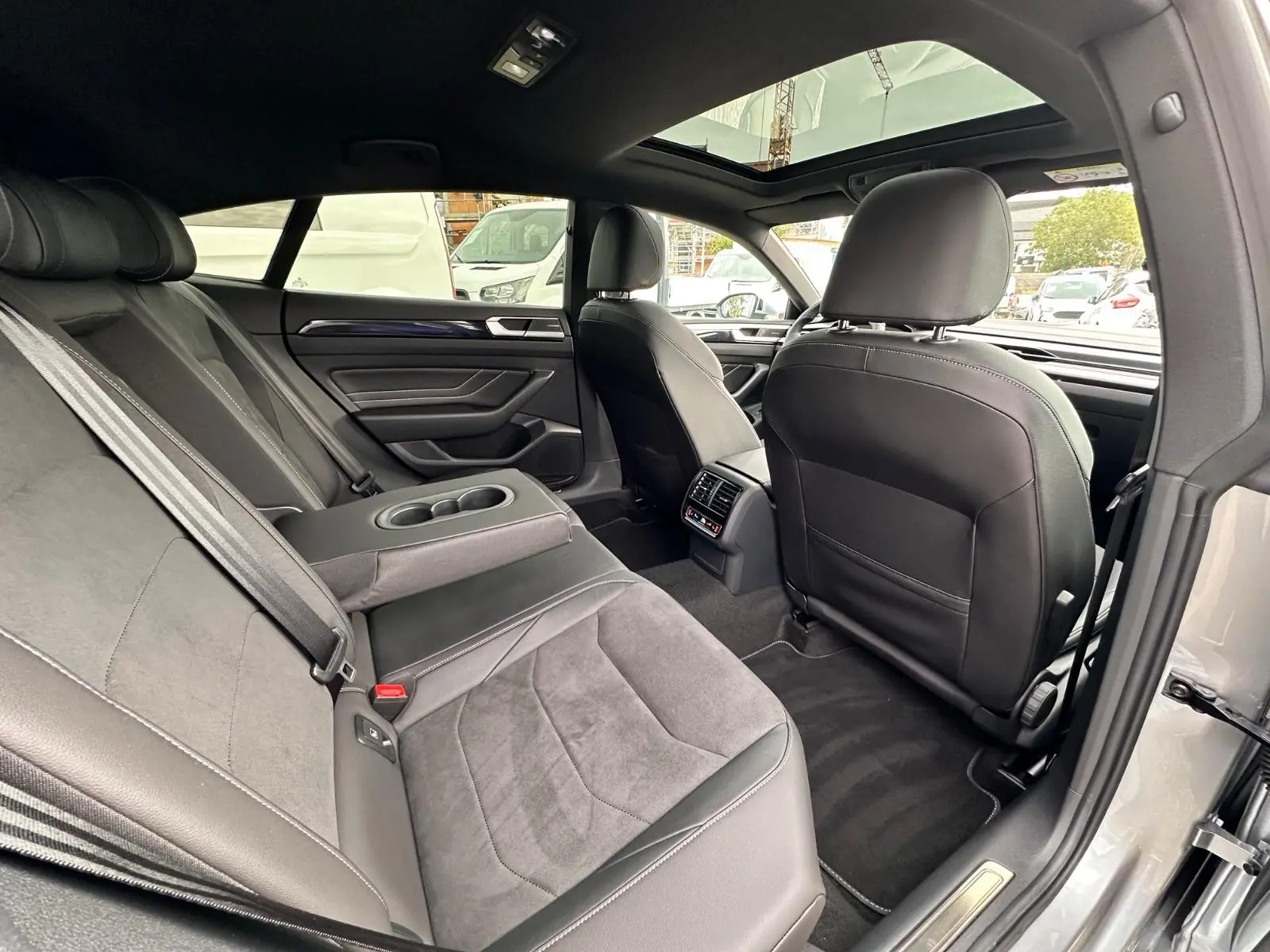 Volkswagen Arteon R-Line – fotka 20