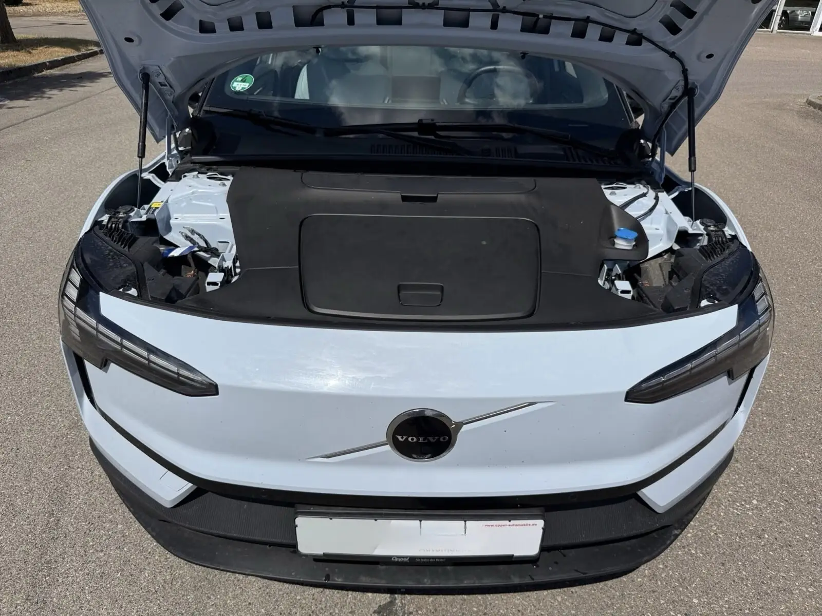 Volvo EX 30 Twin Performance AWD Ultra – fotka 17
