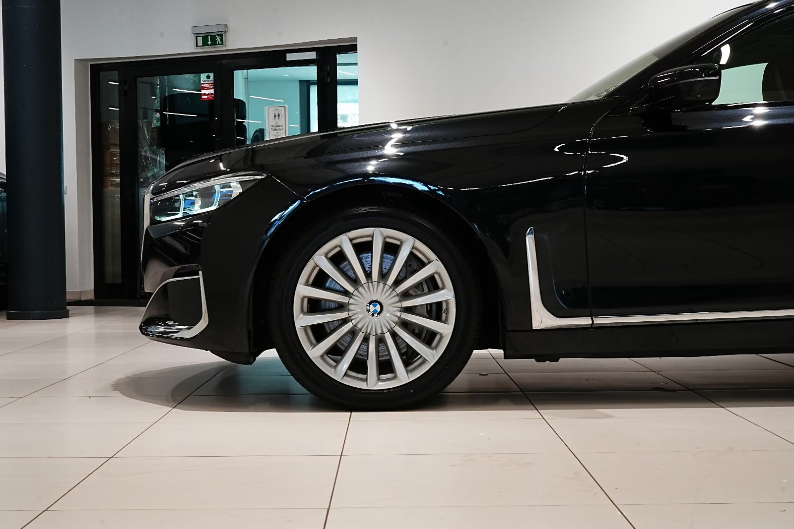 BMW 740d xDrive – fotka 26