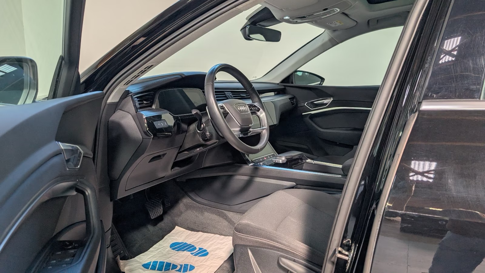 Audi e-tron 50 quattro – fotka 12