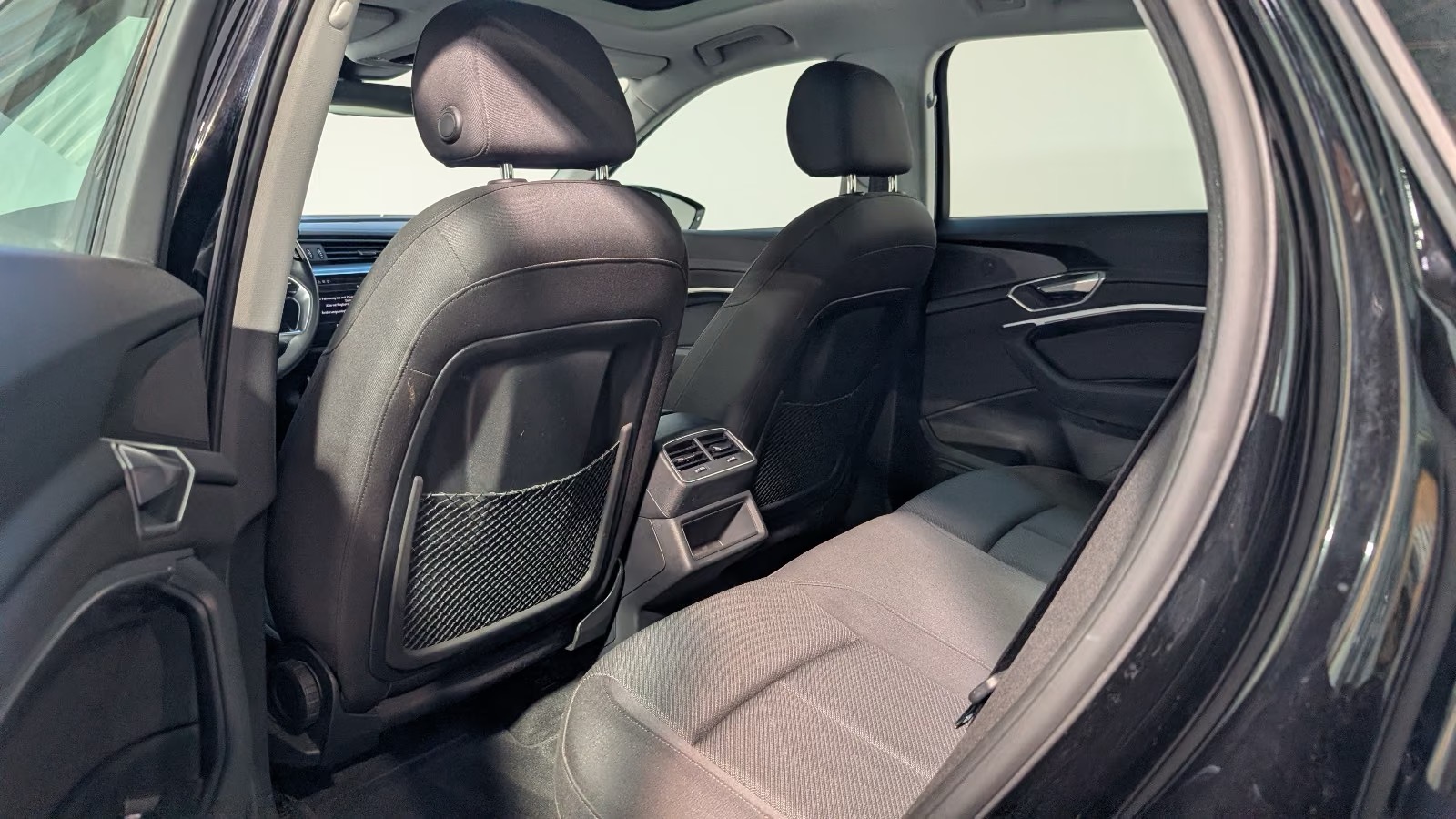 Audi e-tron 50 quattro – fotka 13