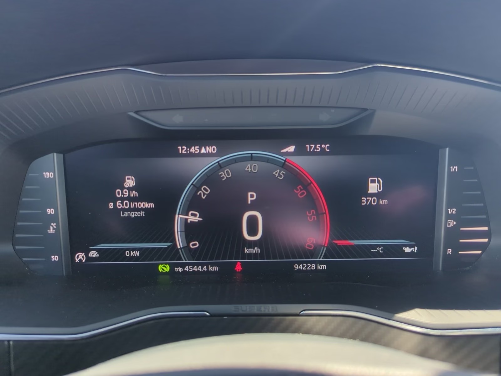 Skoda Superb Combi Sportline 2.0 TDI DSG – fotka 6
