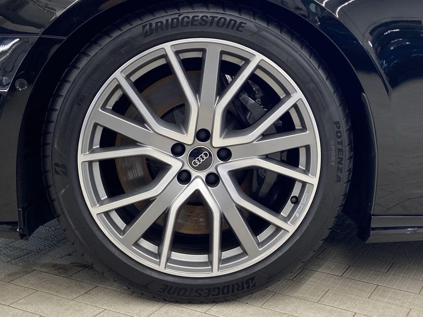 Audi S6 Avant – fotka 11