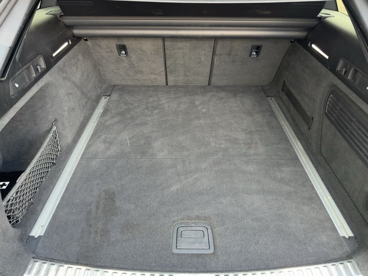 Audi A6 Avant 40TDI QU S-TR S-LINE – fotka 17