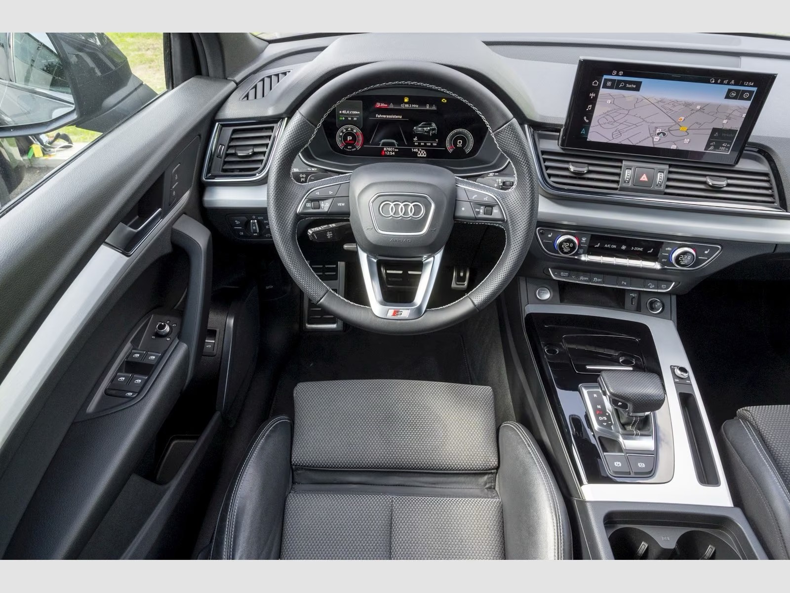 Audi Q5 40 TFSI quattro S line – fotka 7