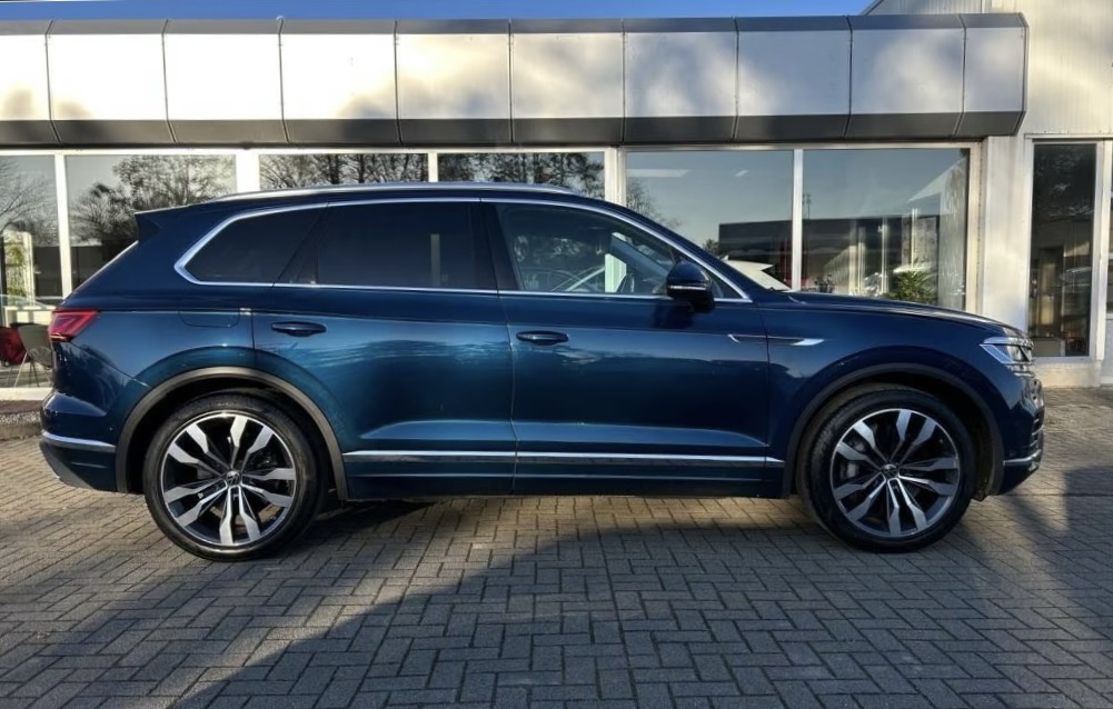 Volkswagen Touareg 3.0 V6 e-Hybrid Elegance – fotka 4