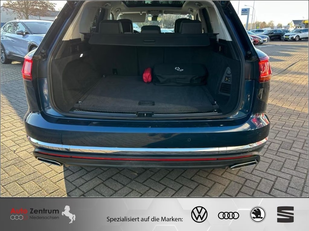 Volkswagen Touareg 3.0 V6 e-Hybrid Elegance – fotka 8