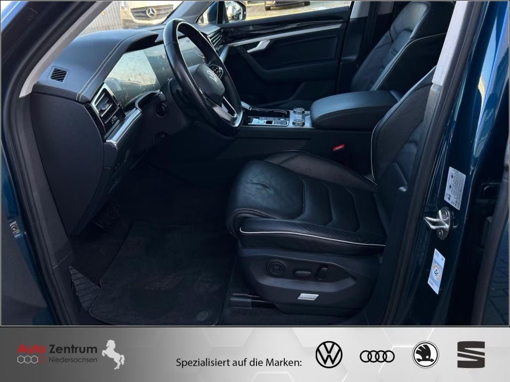 Volkswagen Touareg 3.0 V6 e-Hybrid Elegance – fotka 13